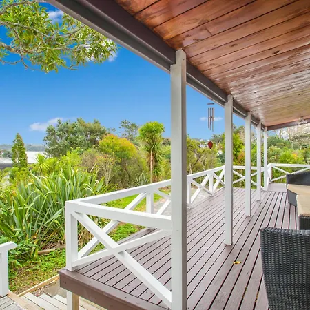 Greenhithe Hidden Gem With Sea Views And Air-Con